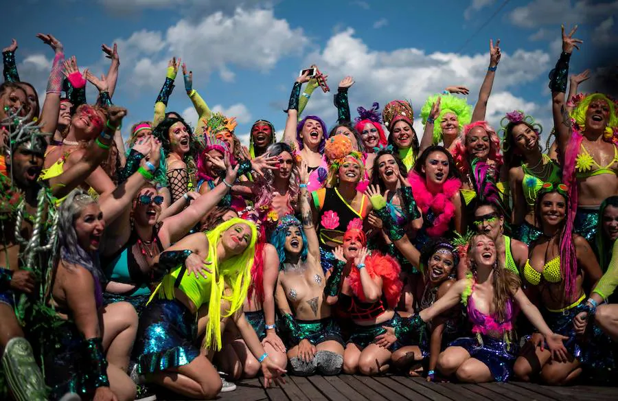 Fotos: Así es el loco desfile de sirenas de Coney Island