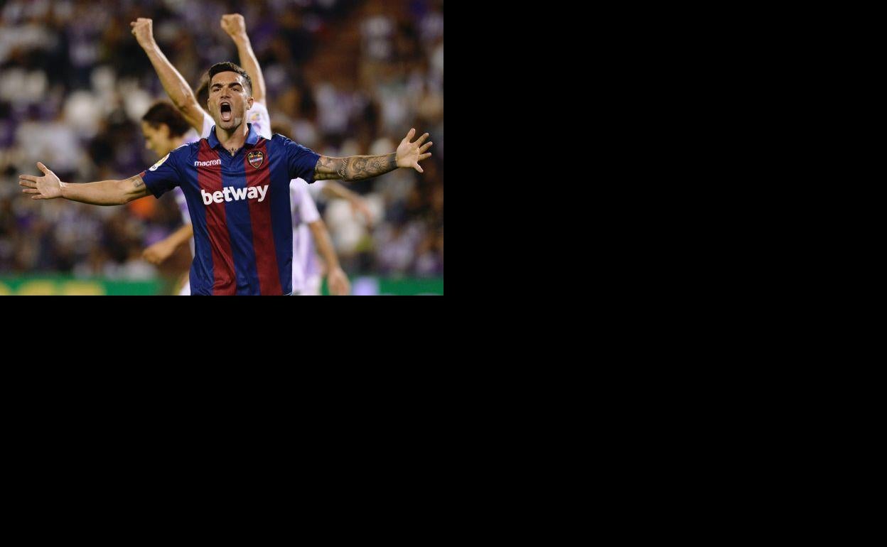 Jason, durante un partido con el Levante UD.