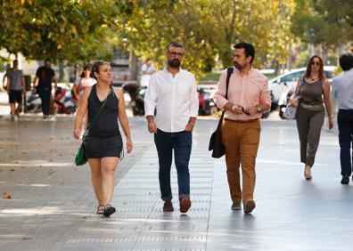 Imagen secundaria 1 - Pere Fuset defiende ante la jueza la legalidad de su actuación en la Concejalía de Cultura Festiva de Valencia