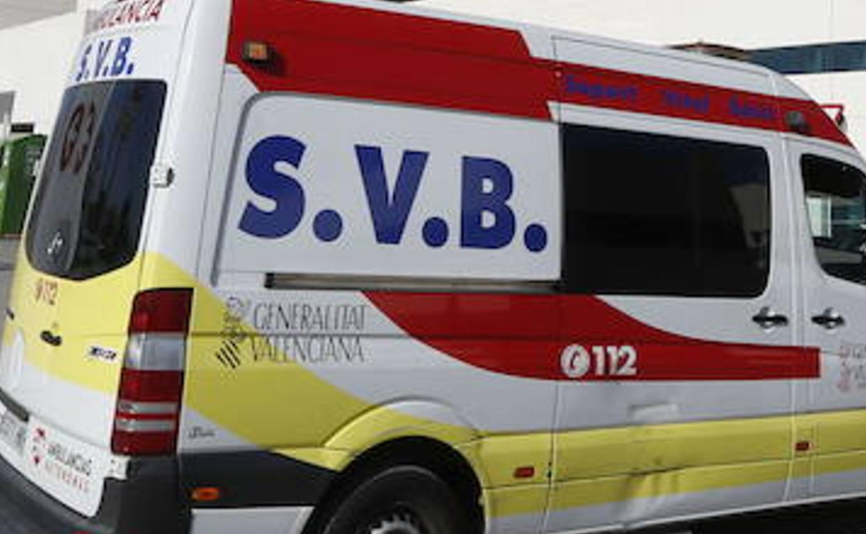 Dos jóvenes fallecen al caer desde 12 metros mientras se hacían un selfie en Orihuela