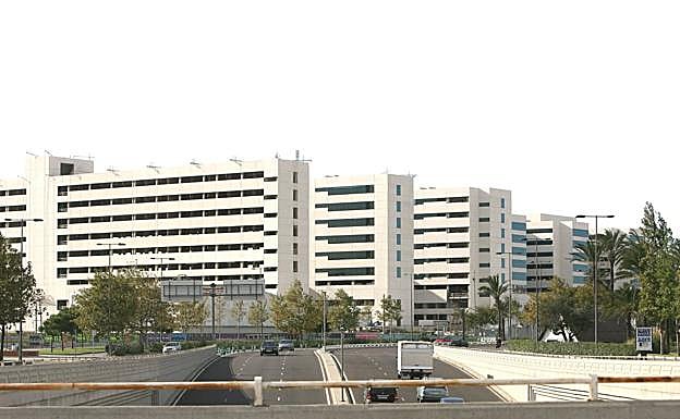 Vista del hospital La Fe de Valencia. 