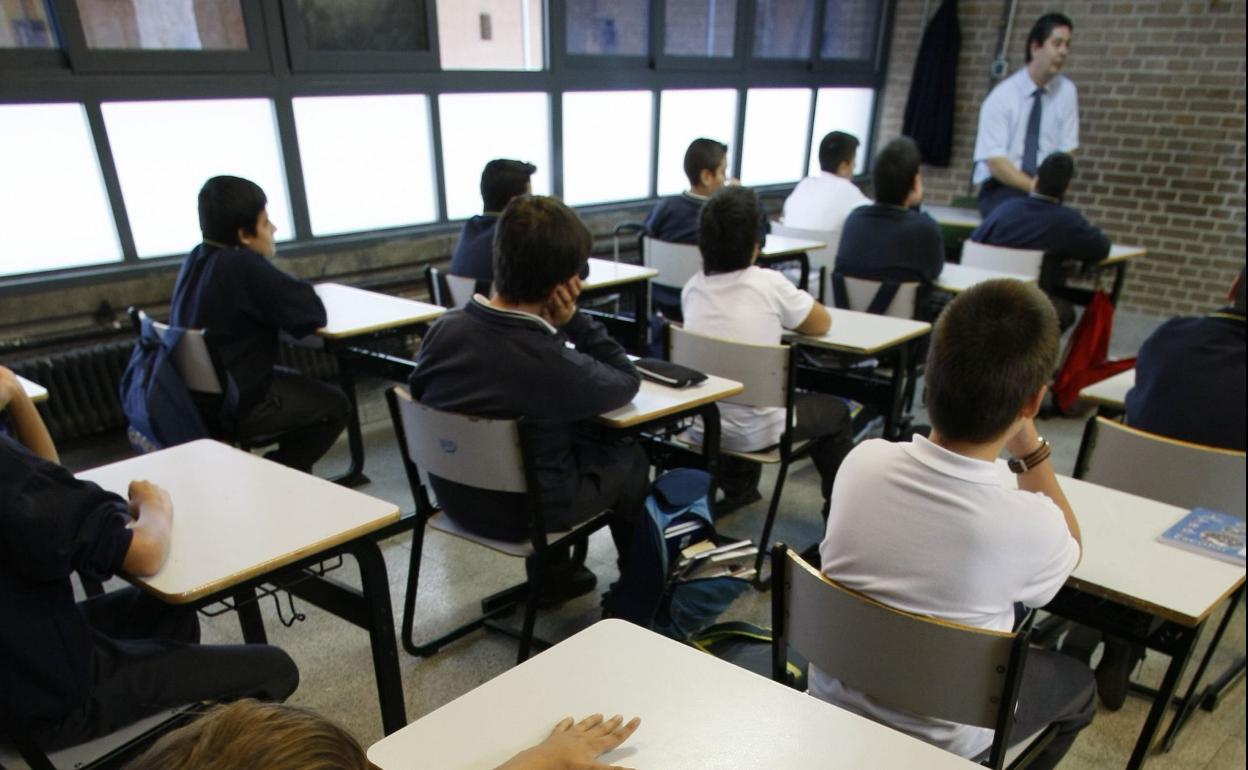 Alumnos de un colegio concertado durante una clase. 