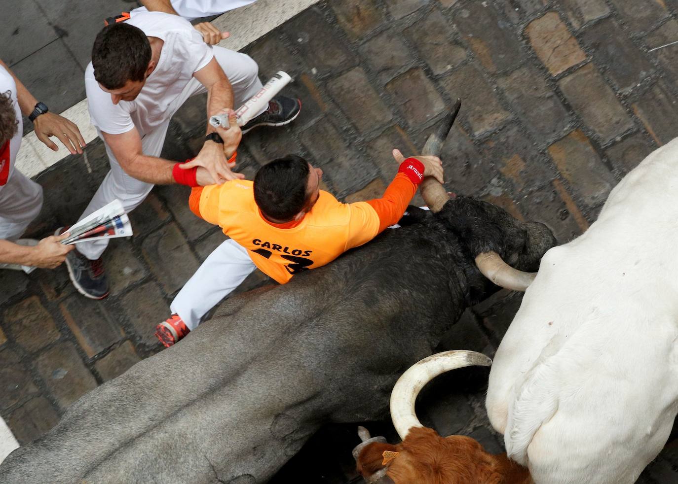 Los toros de José Escolar han recorrido las calles de Pamplona en dos minutos y 13 segundos. Es el encierro más rápido de este año.