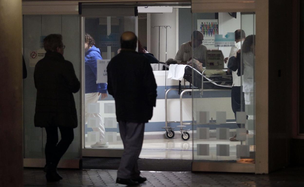 Acceso de Urgencias del Hospital Clínico de Valencia. 