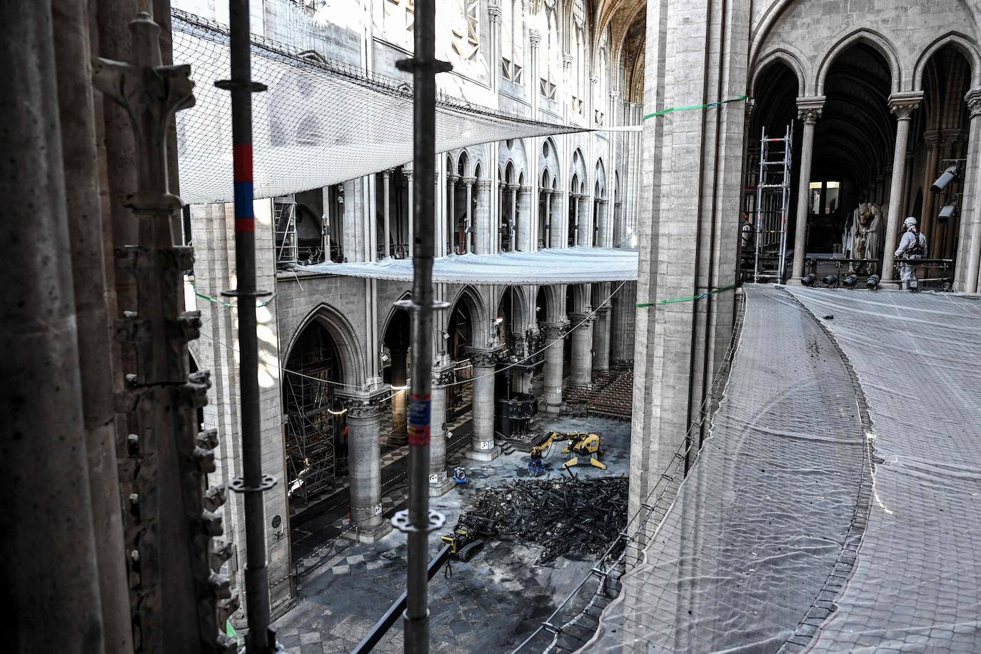 Se hacen públicas las primeras imágenes que muestran el estado actual y los trabajos de restauración de Notre Dame, iniciados meses atrás, tras el incendio que sufrió la catedral el pasado 15 de abril.