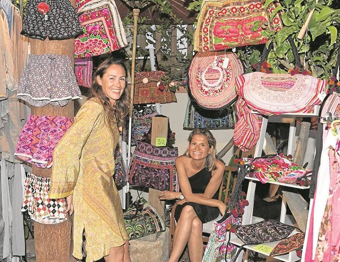 Ana Prieto y Claudia Giner en el Cool Market de Paula Alcón en Villa La Torre.