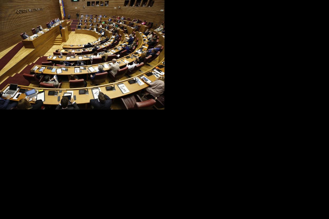 Pleno de Les Corts, durante la pasada sesión de investidura. 