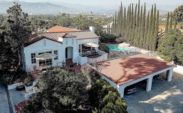 Estado actual de la casa de Leno y Rosemary LaBianca, situada en las colinas de Hollywood.