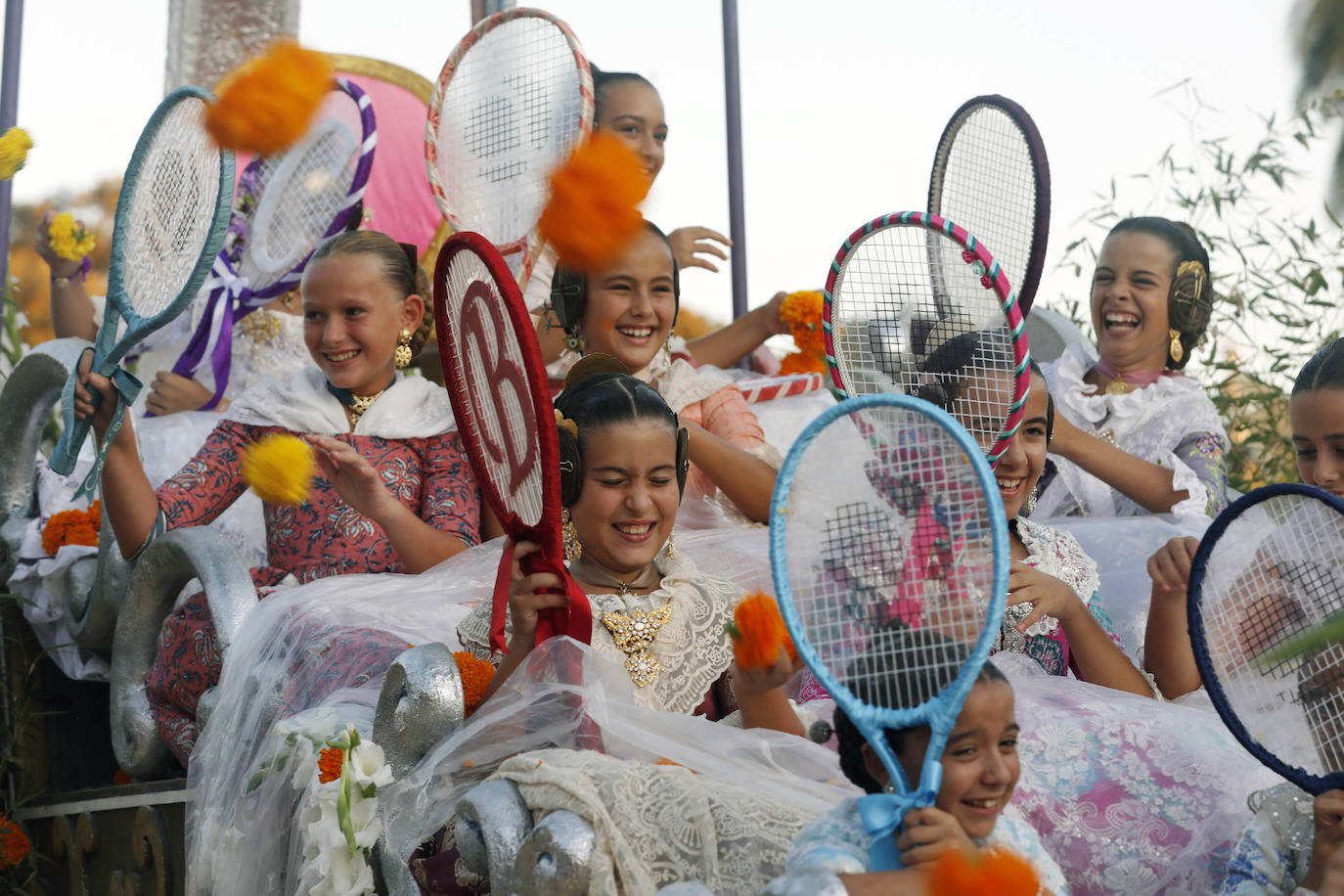 La ciudad despide la Feria de Julio con el más antiguo de sus festejos florales