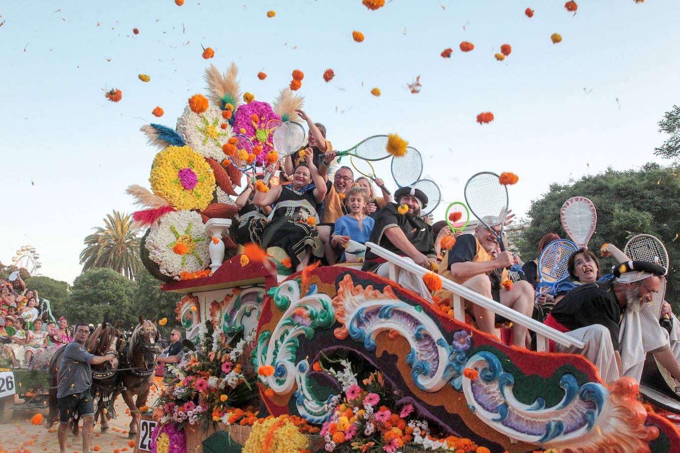 La ciudad despide la Feria de Julio con el más antiguo de sus festejos florales