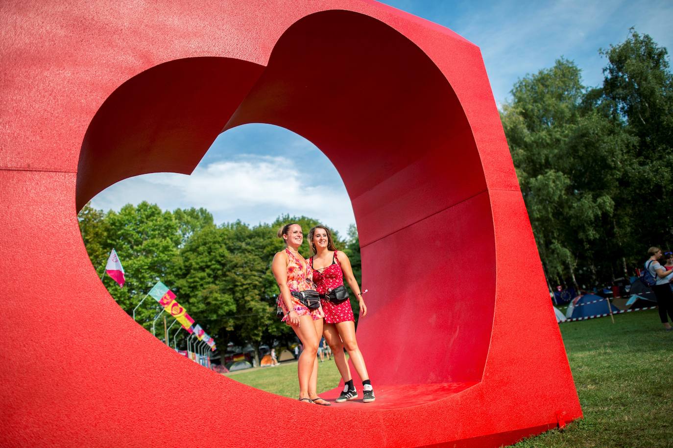 En Hungría se celebra el Sziget Festival 2019, uno de los festivales más importantes del verano. La fiesta ha empezado este 7 de agosto y continuará sin descanso hasta el próximo día 13. El cartel está encabezado durante estos días de festival con artistas de la talla de Ed Sheeran, Franz Ferdinand y Martin Garrix, entre otros.