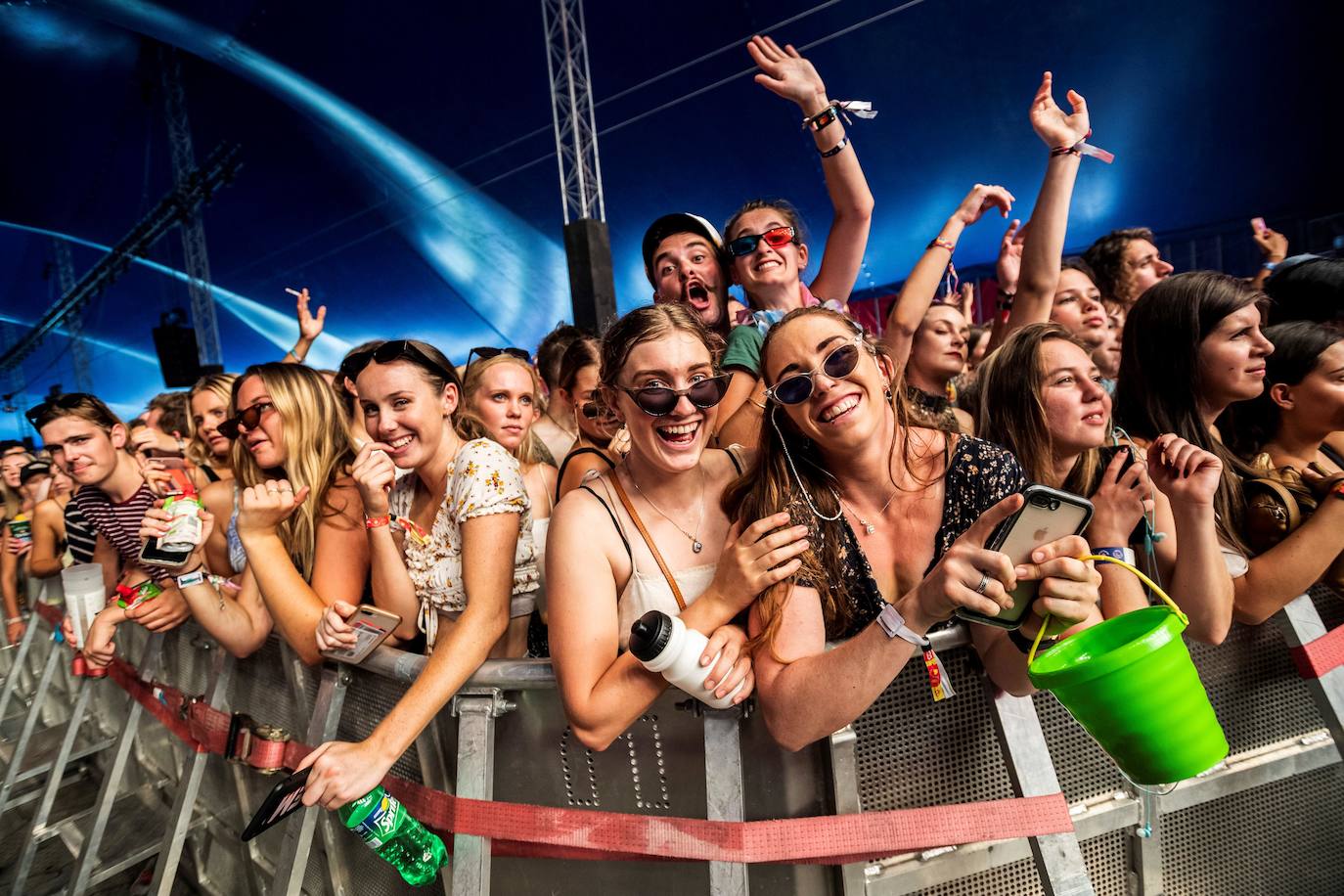 En Hungría se celebra el Sziget Festival 2019, uno de los festivales más importantes del verano. La fiesta ha empezado este 7 de agosto y continuará sin descanso hasta el próximo día 13. El cartel está encabezado durante estos días de festival con artistas de la talla de Ed Sheeran, Franz Ferdinand y Martin Garrix, entre otros.