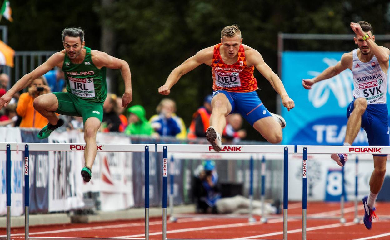 España salva la primera jornada tirando de 'ADN competitivo'