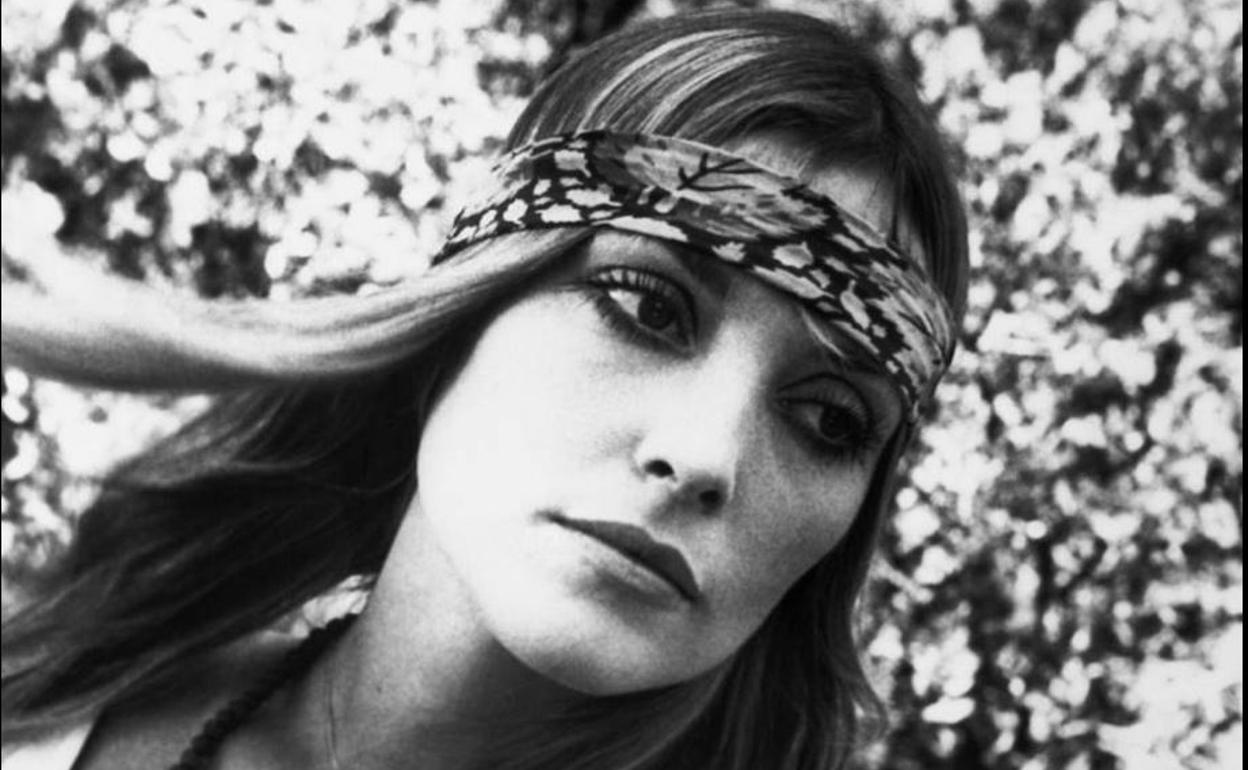 Sharon Tate recibió 16 puñaladas y apareció colgada de una cuerda