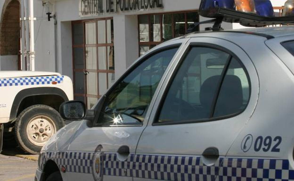 Detenido un joven por dar una paliza con un palo a su novia en Torrent (Valencia)