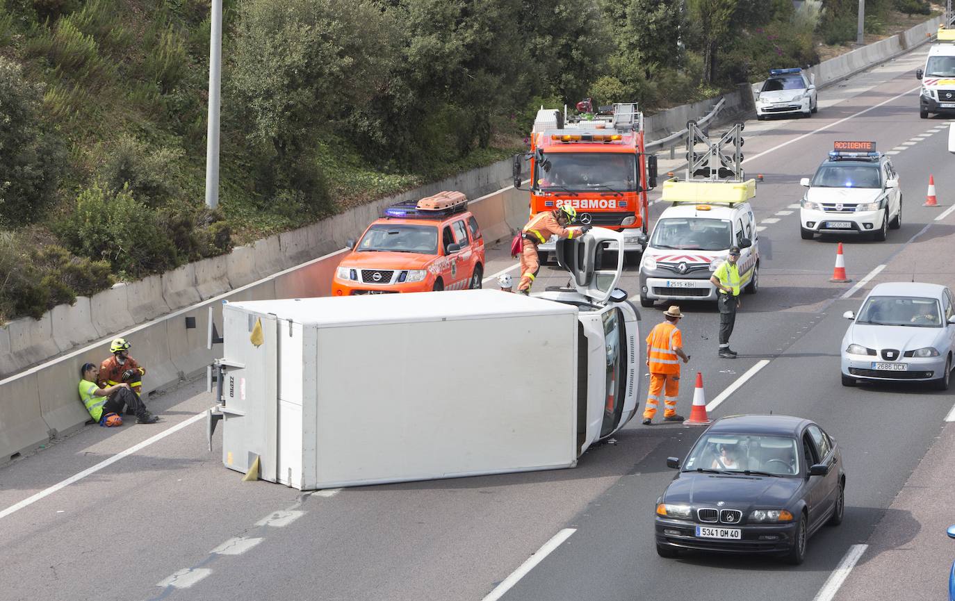 Accidente en la A-7 a la altura de Paterna