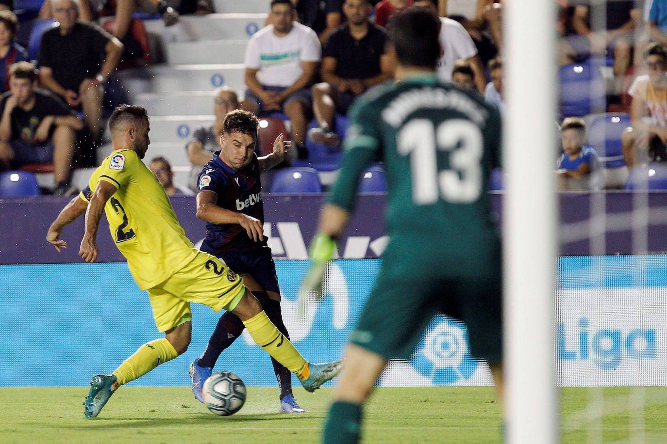 Fotos: El Levante-Villarreal de la segunda jornada de LaLiga en imágenes