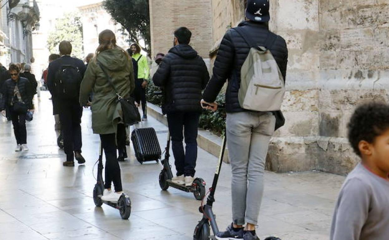 Las multas a patinetes se retrasan para ampliar la campaña informativa