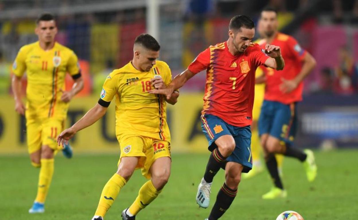 Pablo Sarabia, durante el partido contra Rumanía en Bucarest. 