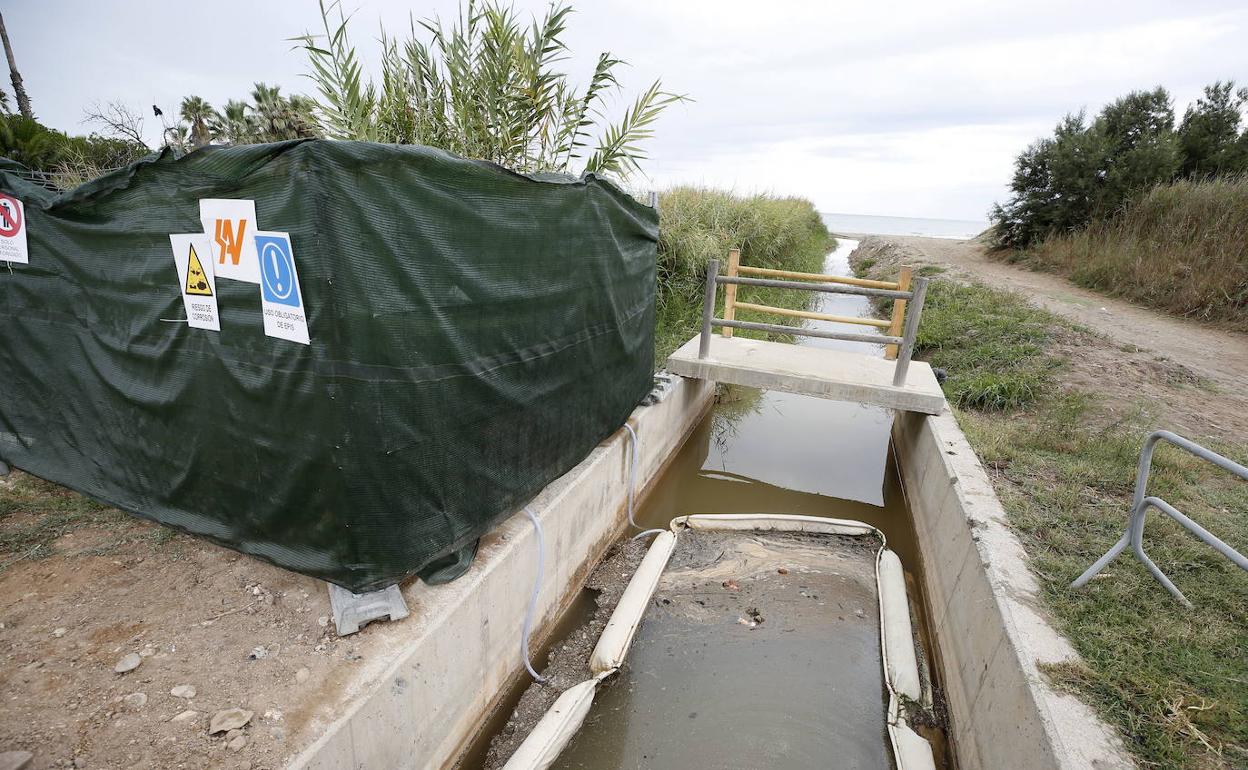 La desembocadura de la acequia del barrio de Roca en Meliana. 