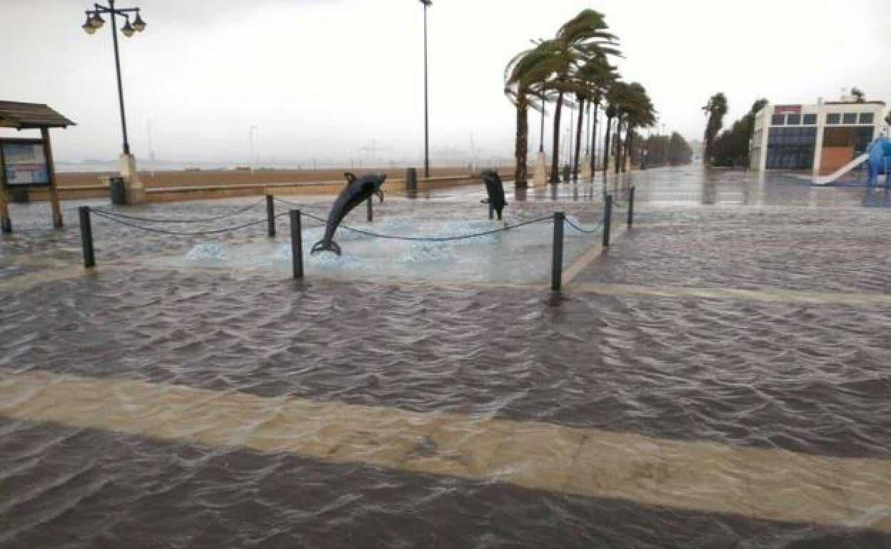 La DANA llega a Valencia: cuéntanos cómo te afecta y envía tus fotos y vídeos