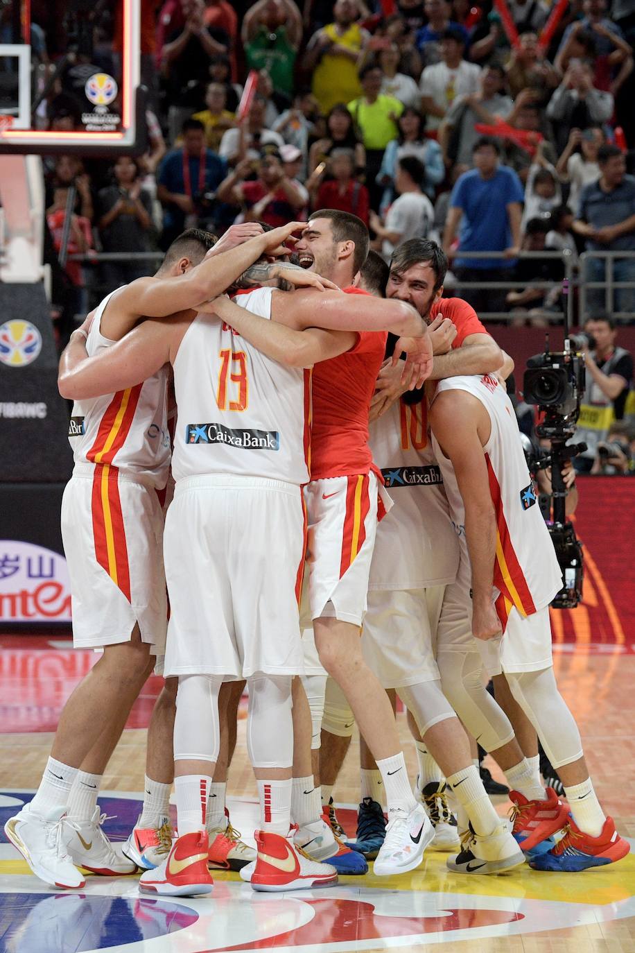 La celebración de España, en imágenes, tras meterse en la final del Mundial.