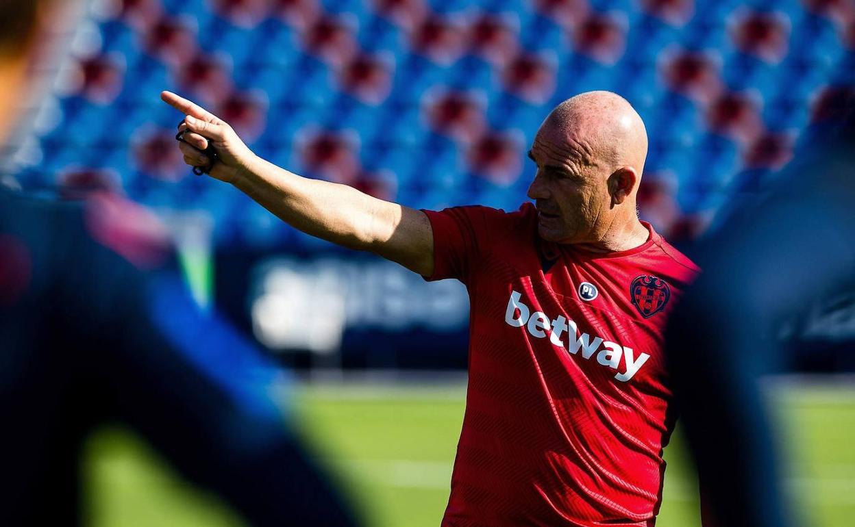 Paco López, entrenador del Levante UD. 