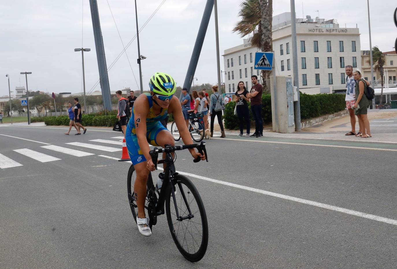 Fotos: Búscate en el Campeonato de Europa de Triatlón en Valencia