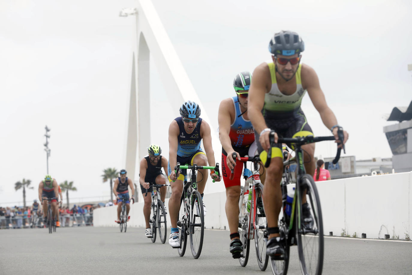 Fotos: Búscate en el Campeonato de Europa de Triatlón en Valencia