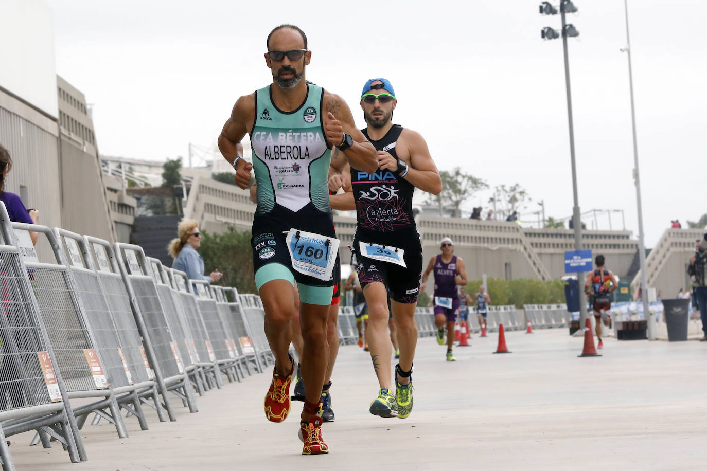 Fotos: Búscate en el Campeonato de Europa de Triatlón en Valencia