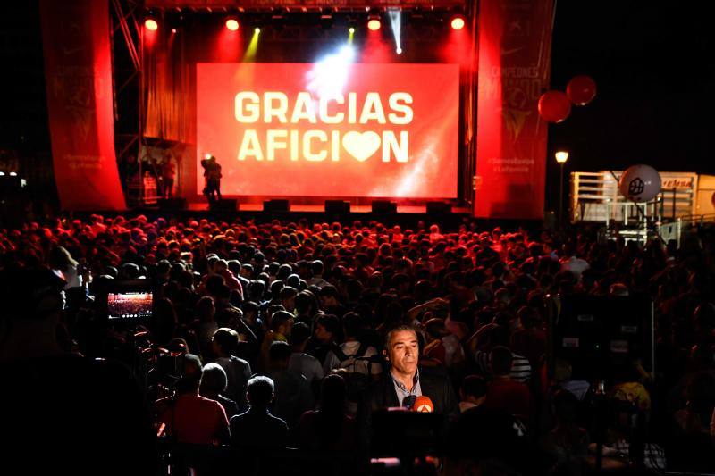 La selección española de baloncesto celebró en Madrid y por todo lo alto la segunda corona mundial de su historia