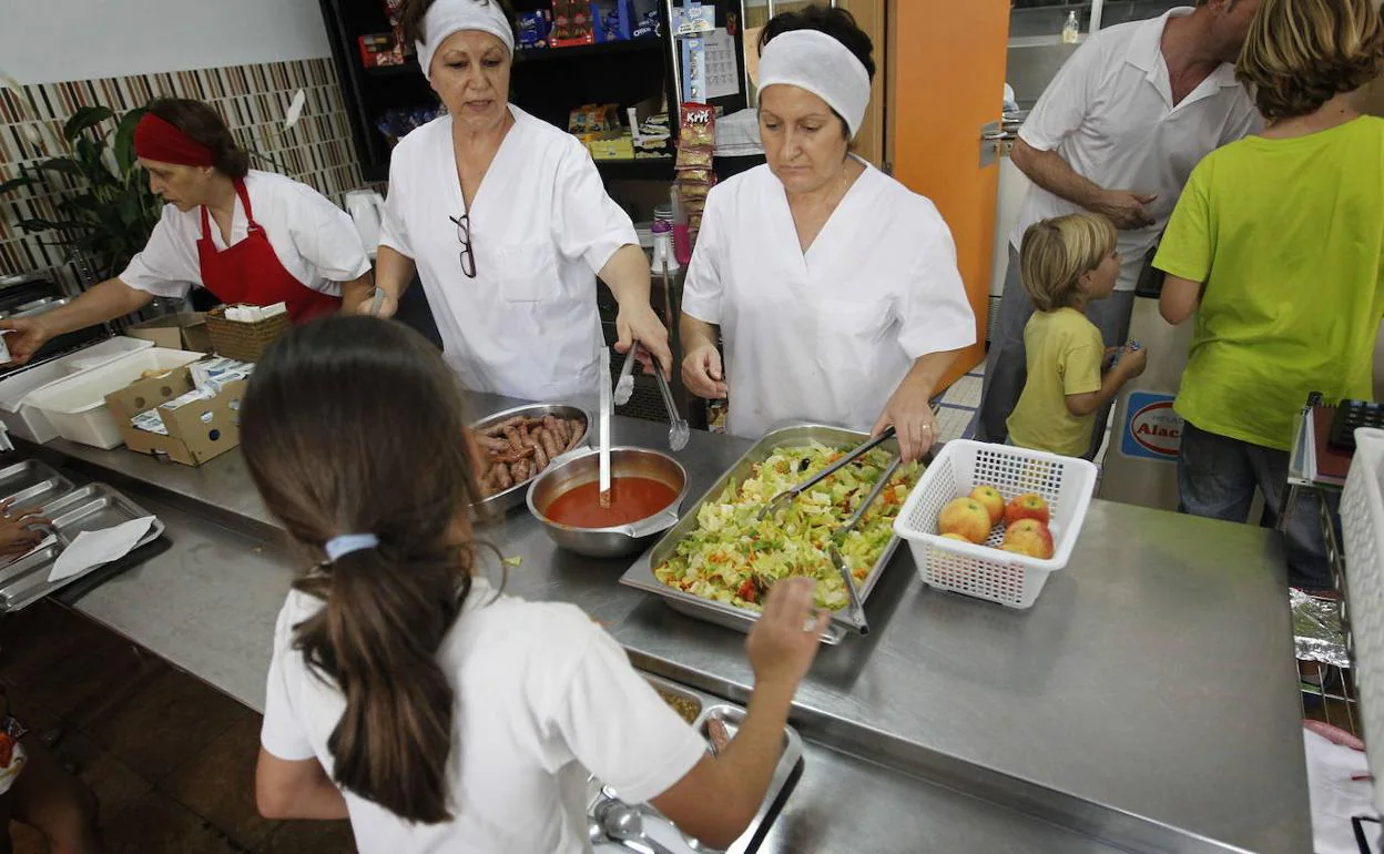 Haciendo Admirable científico Becas comedor Valencia 2019-2020 | Educación rebaja el baremo para acceder  a las becas comedor en la Comunitat | Las Provincias