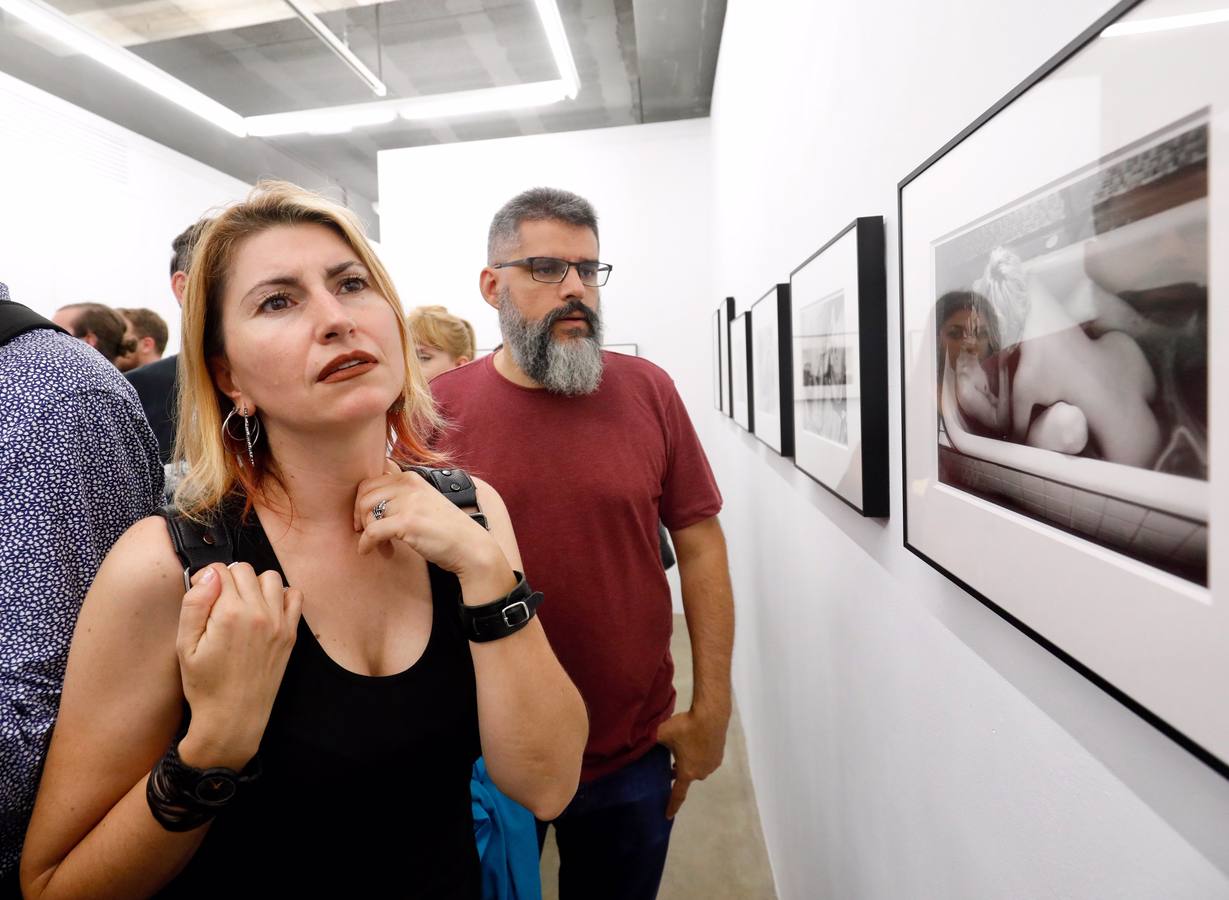 La programación prevista contempla cuatro rutas para recorrer las muestras los viernes 27 de septiembre y 4 de octubre. El sábado tendrá lugar en el Palau de Forcalló la mesa redonda titulada 'Retos y nuevas estrategias en la gestión de galerías de arte contemporáneo'. Y el para el próximo domingo están previstas visitas guiadas al IVAM, el Centro del Carmen, también a espacios privados como Bombas Gens y Fundación Bancaja. 