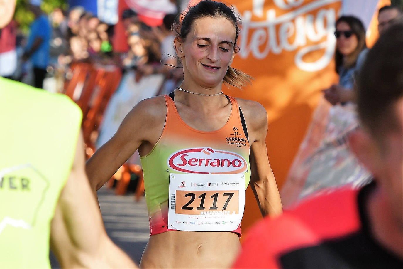 Fotos: Búscate en la 43ª Volta a Peu de los barrios de San Marcelino y San Isidro de Valencia