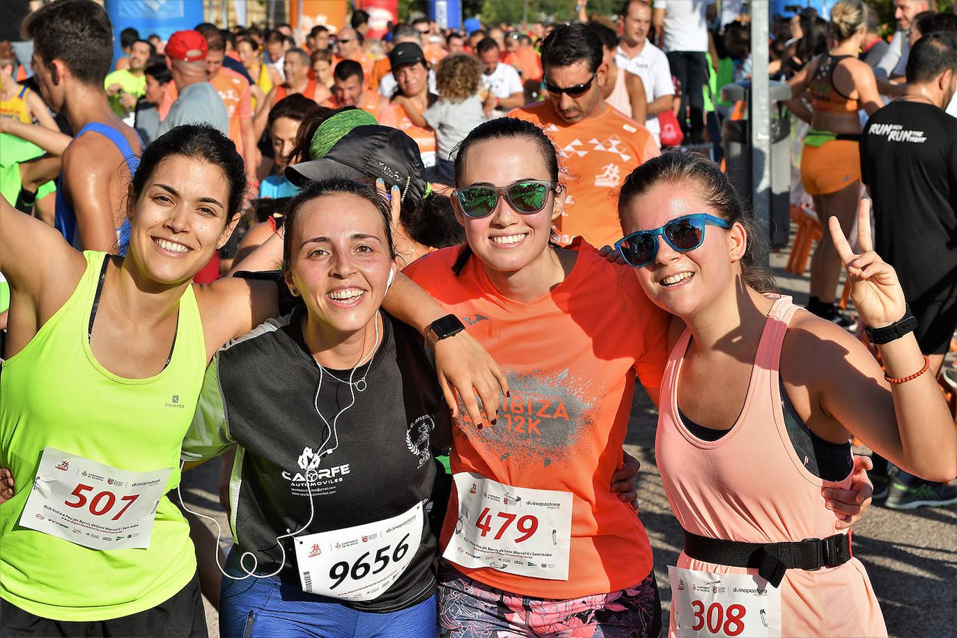 Fotos: Búscate en la 43ª Volta a Peu de los barrios de San Marcelino y San Isidro de Valencia