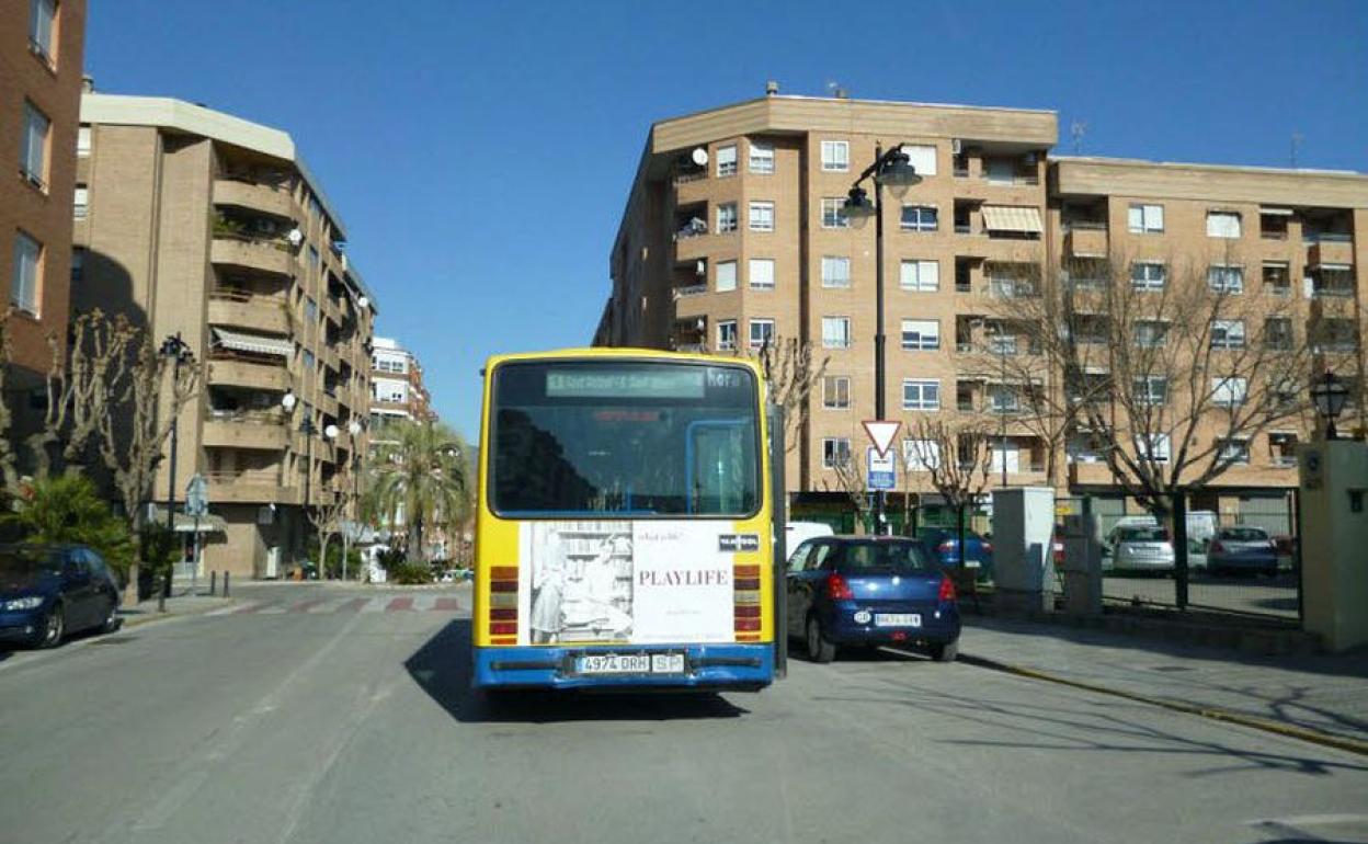 Imagen de archivo de un autobús urbano.