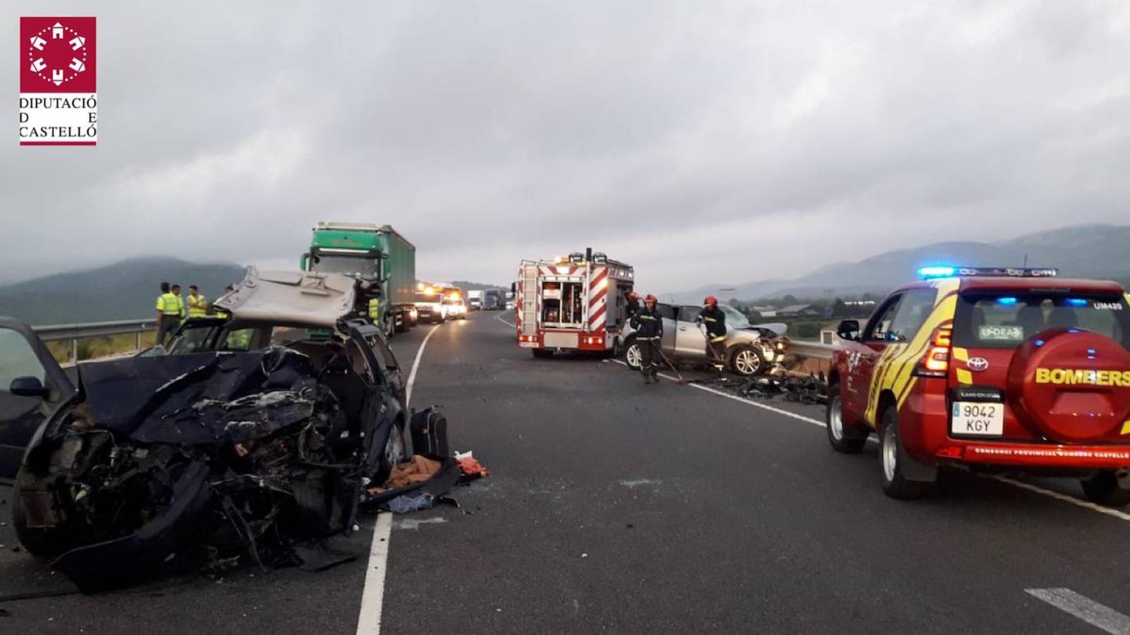 Fotos: Accidente de tráfico en la N-340 en Peñíscola