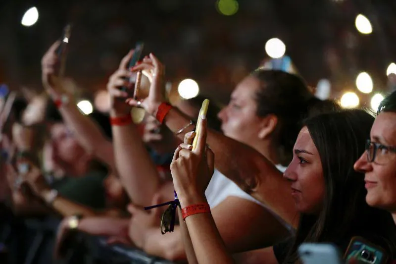 El concierto de Melendi en la plaza de toros de Valencia.