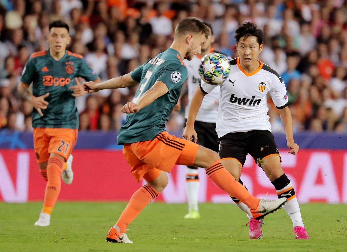 Fotos: El Valencia-Ajax de Champions, en imágenes