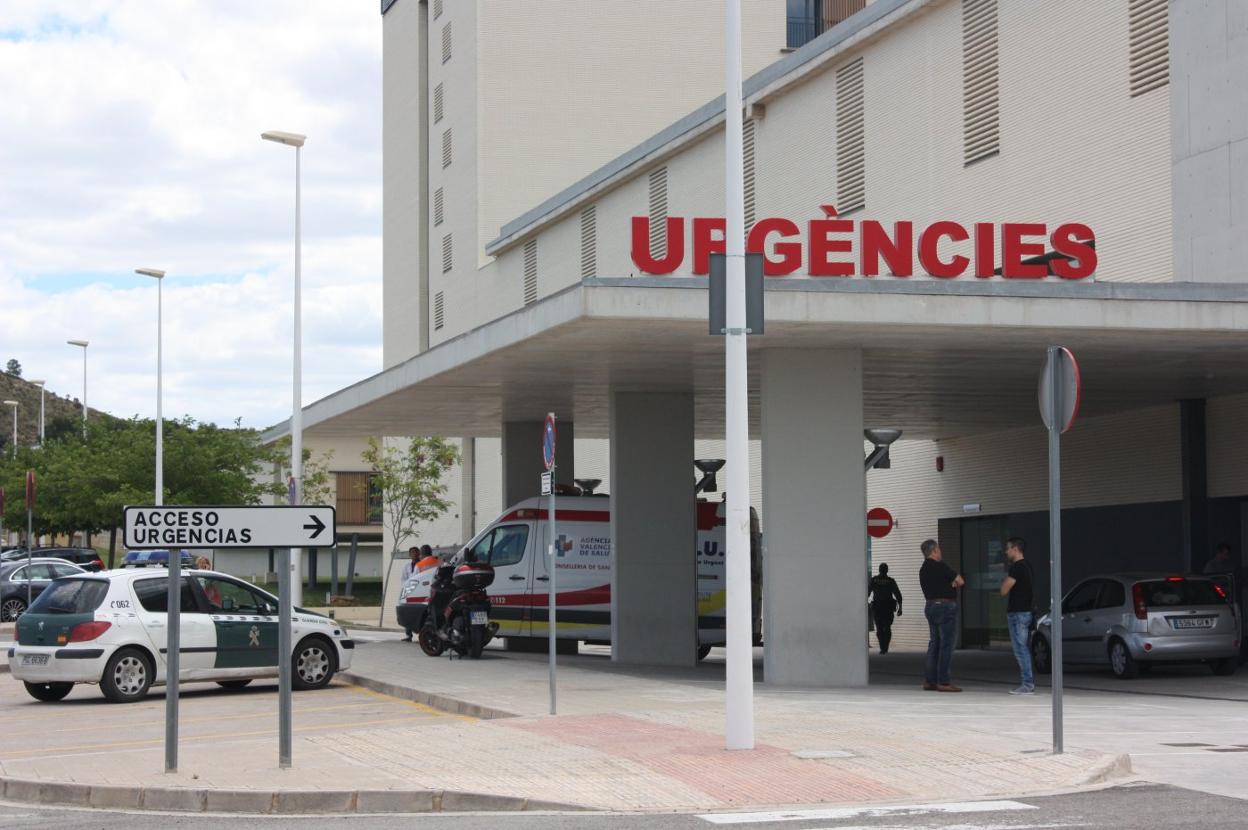 Entrada al servicio de Urgencias del Hospital de Llíria. 