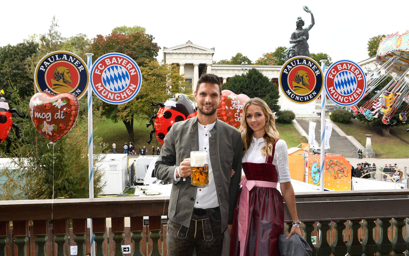 Sven Ulreich y su mujer Lis Ulreich.