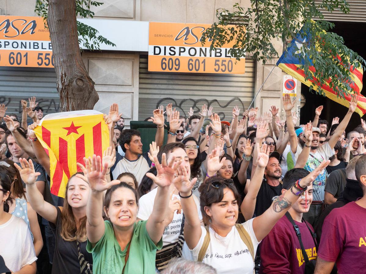 Fotos: Manifestaciones del 9 d&#039;Octubre en Valencia