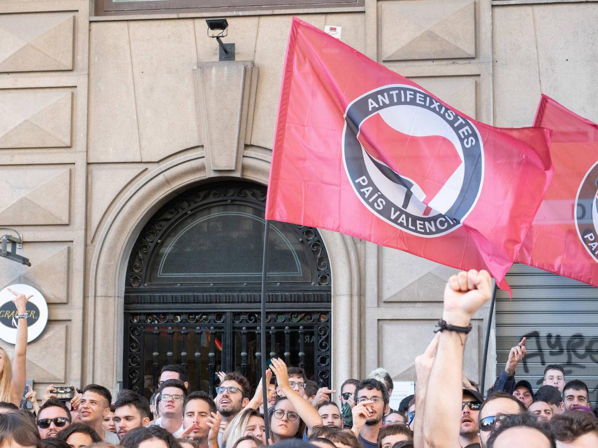 Fotos: Manifestaciones del 9 d&#039;Octubre en Valencia