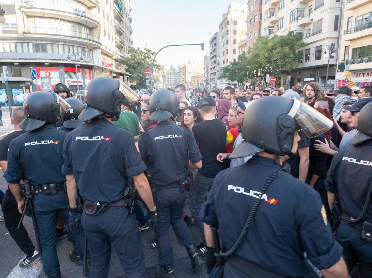 Fotos: Manifestaciones del 9 d&#039;Octubre en Valencia