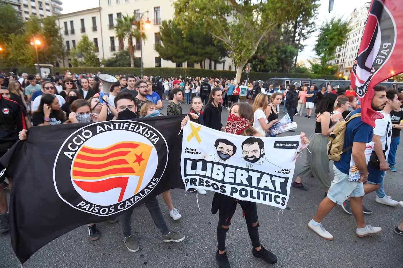 Fotos: Manifestaciones del 9 d&#039;Octubre en Valencia