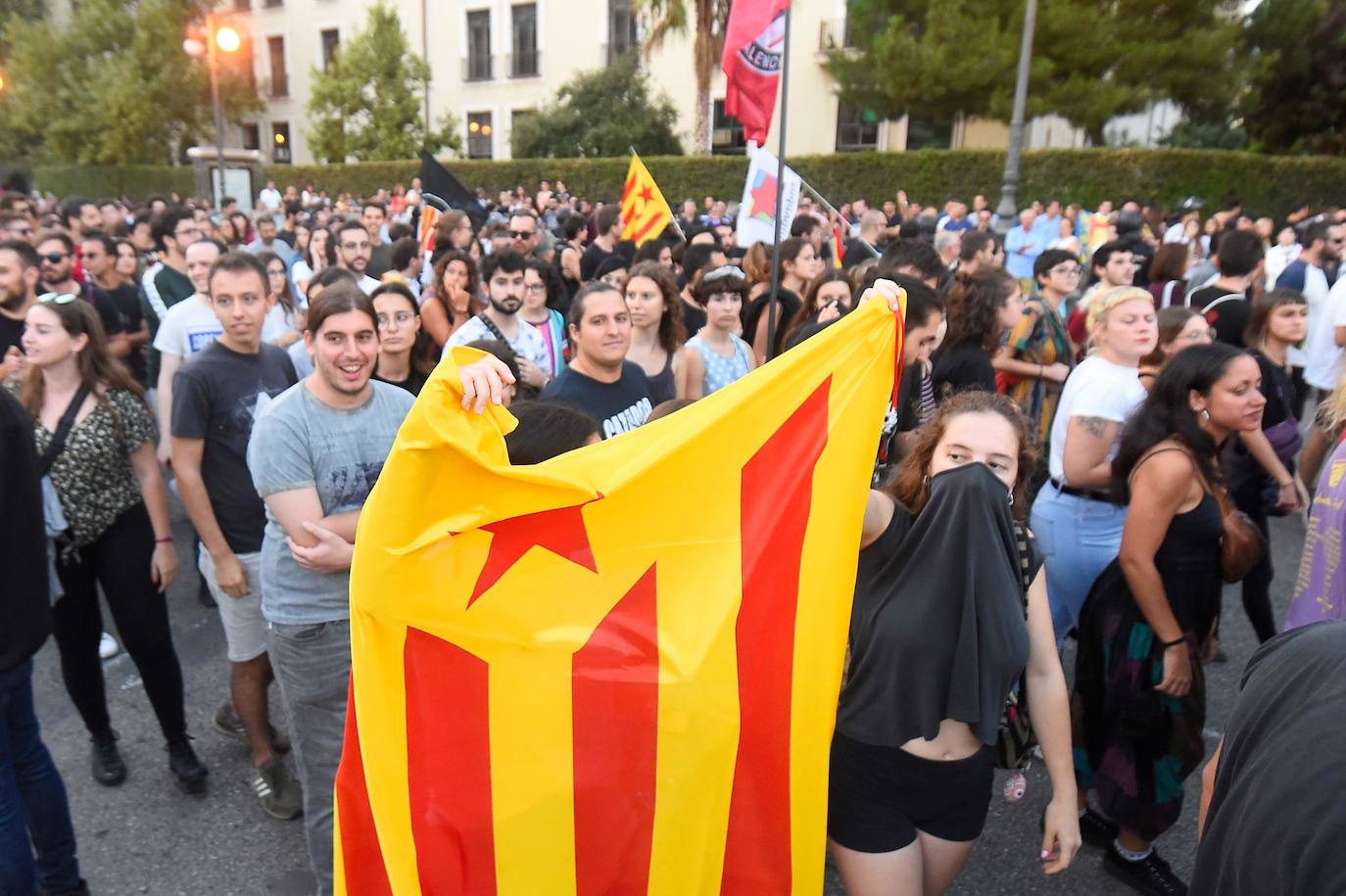 Fotos: Manifestaciones del 9 d&#039;Octubre en Valencia