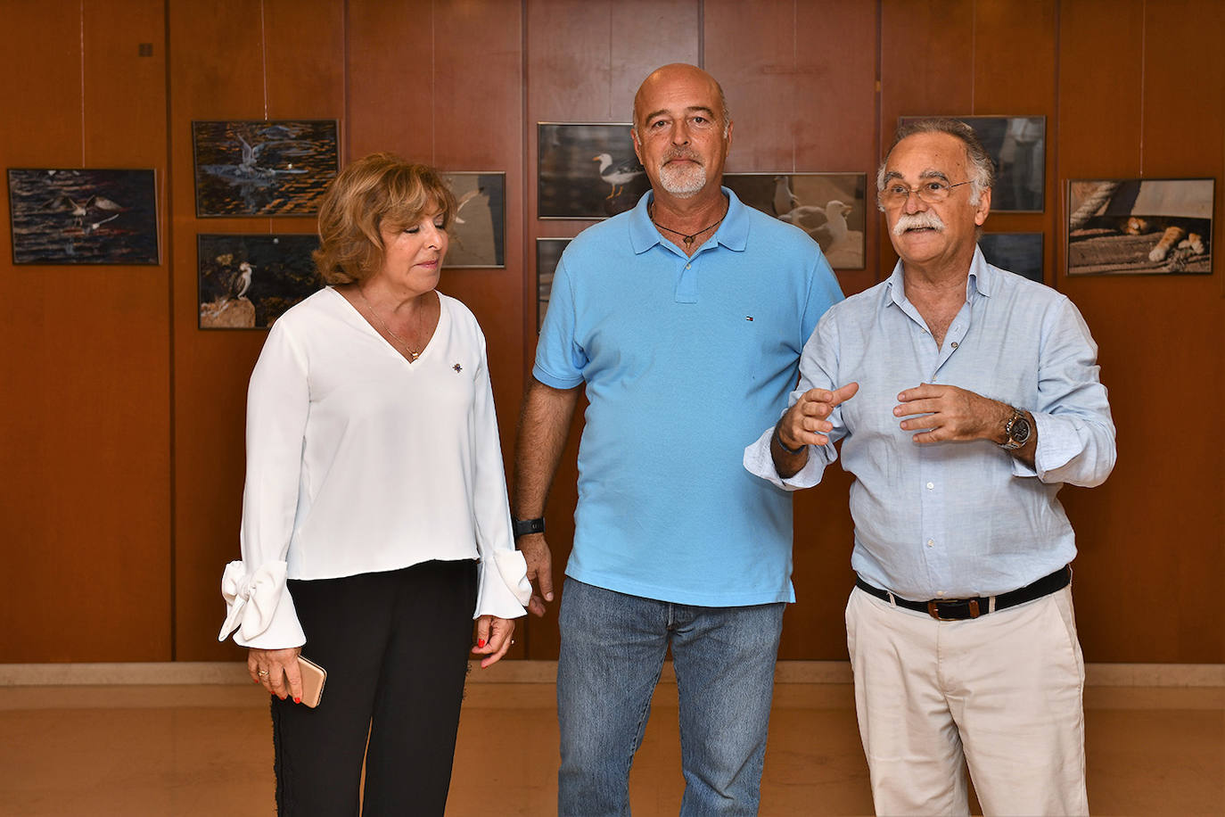 Inauguración de la exposición 'Aves a la mar' organizada por el Rotary Club Jávea en beneficio de End Polio Now