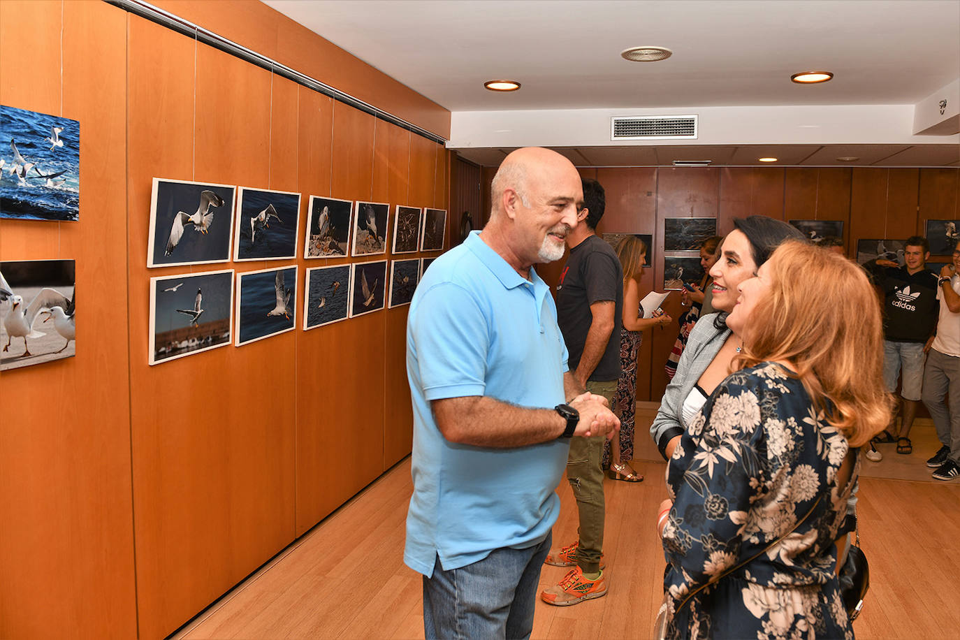 Inauguración de la exposición 'Aves a la mar' organizada por el Rotary Club Jávea en beneficio de End Polio Now