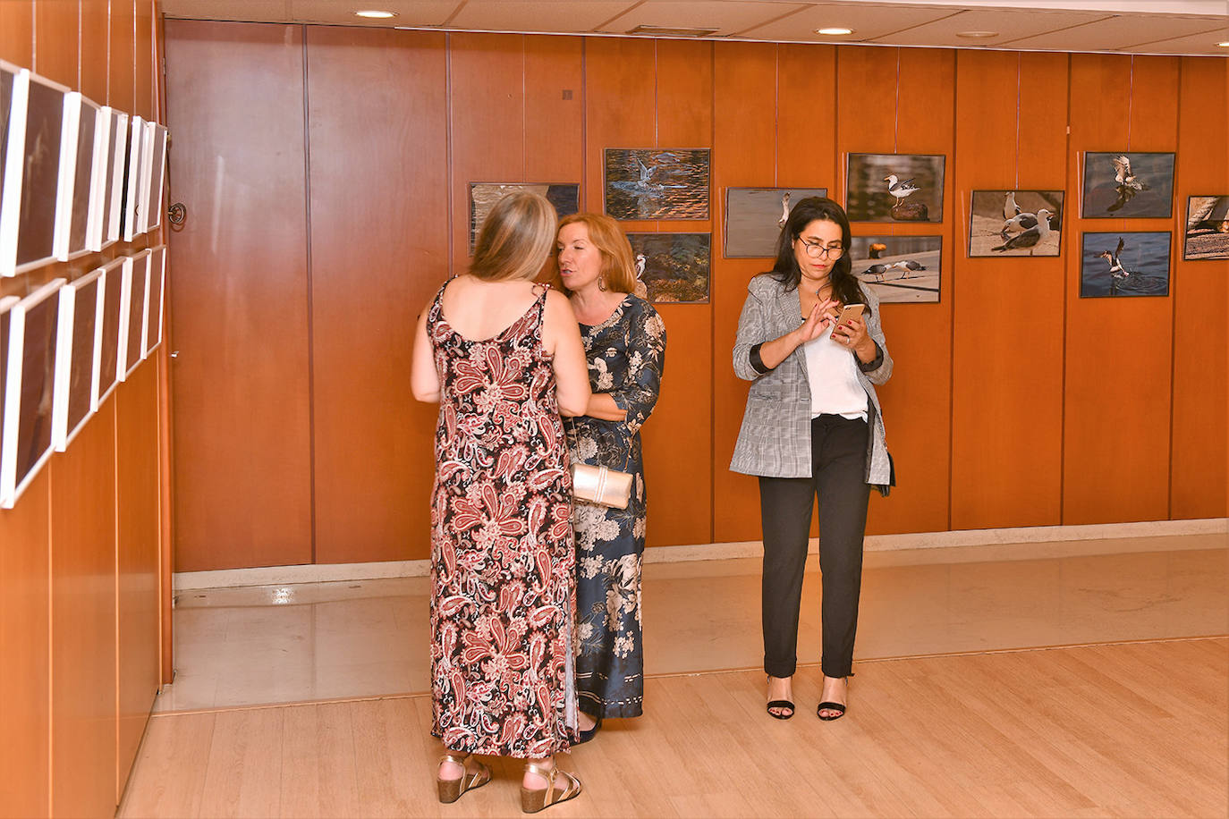 Inauguración de la exposición 'Aves a la mar' organizada por el Rotary Club Jávea en beneficio de End Polio Now