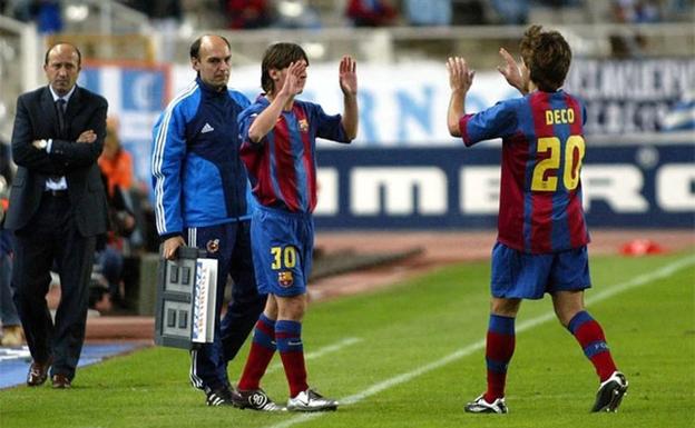 Messi hizo su estreno oficial ante el Espanyol sustituyendo a Deco 